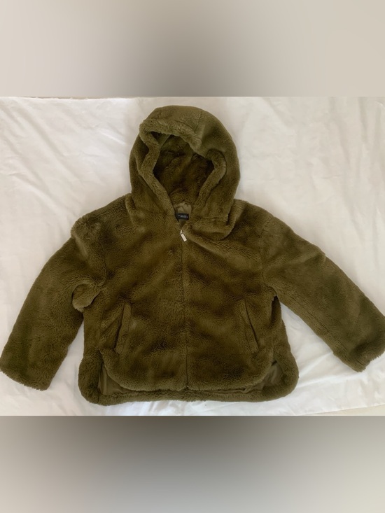 Zara Jackets & Blazers - Zara Olive Green Faux Fur Plush Zip-Up Hoodie